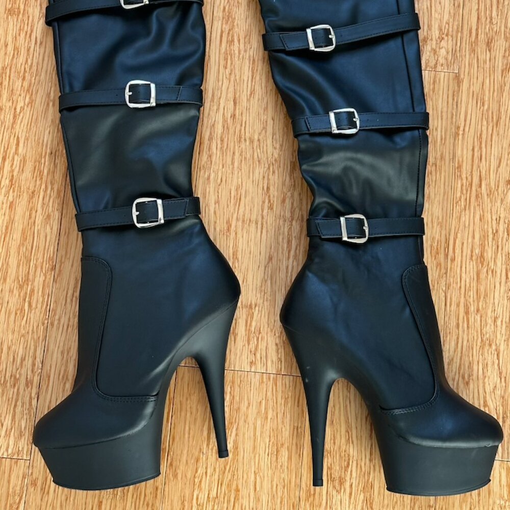 Pleaser Platform Heel Boots sz. 8